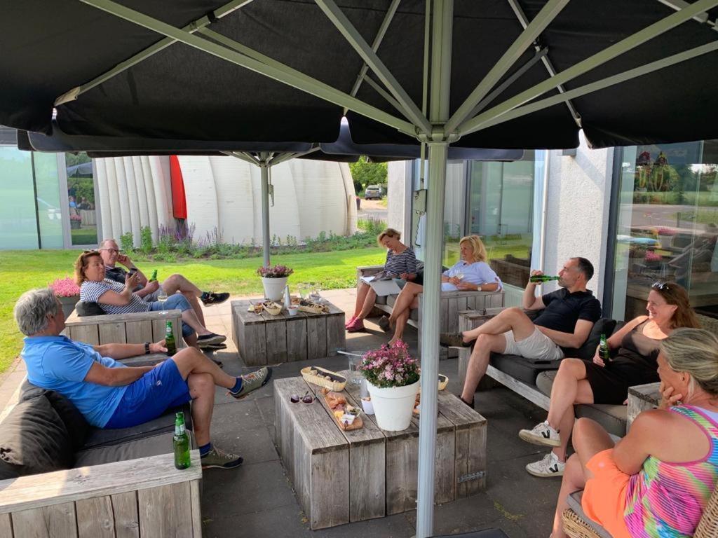 De Slaapfabriek Vakantiehuis En Trainingslocatie Teuge Екстер'єр фото