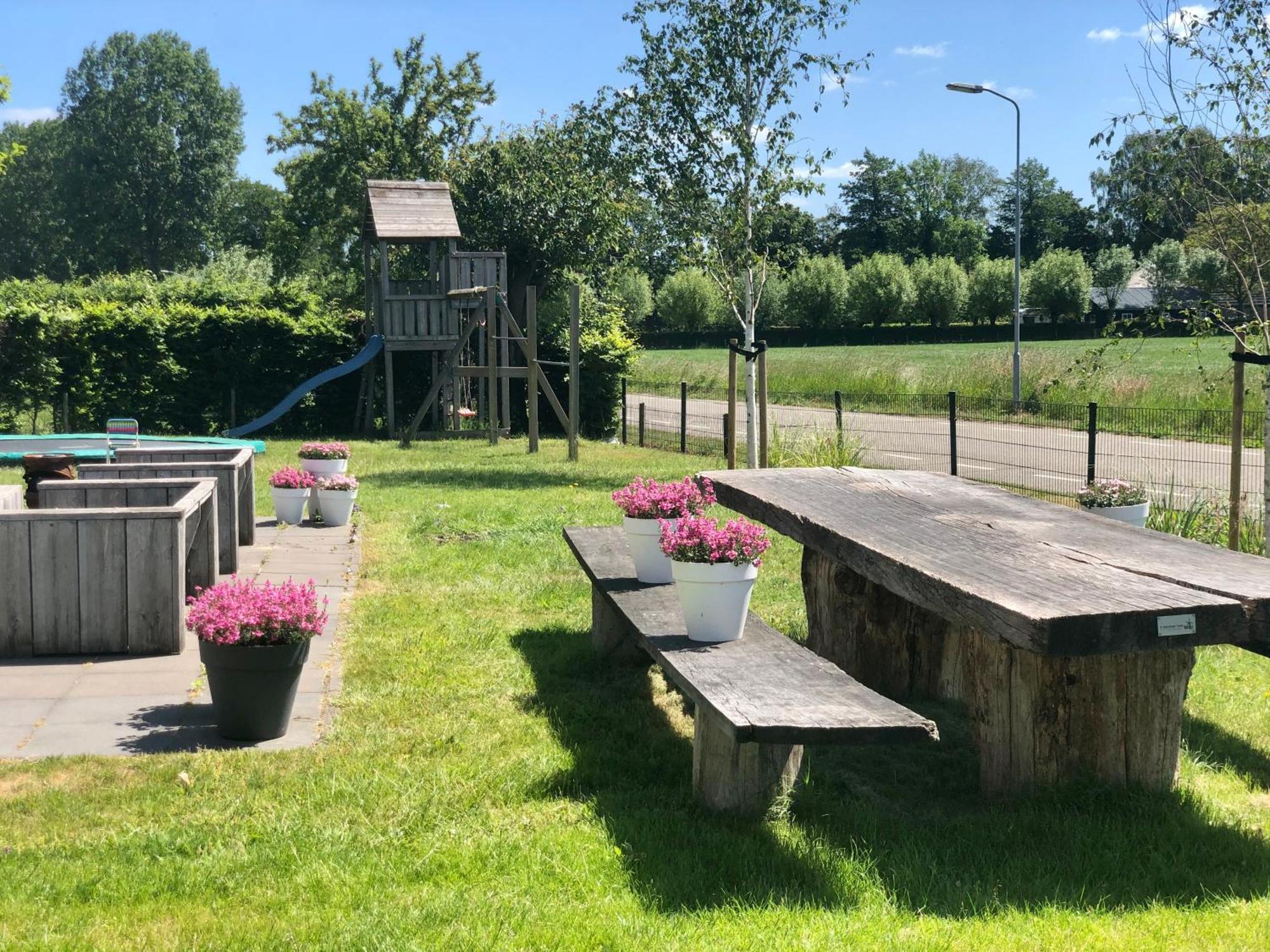 De Slaapfabriek Vakantiehuis En Trainingslocatie Teuge Екстер'єр фото