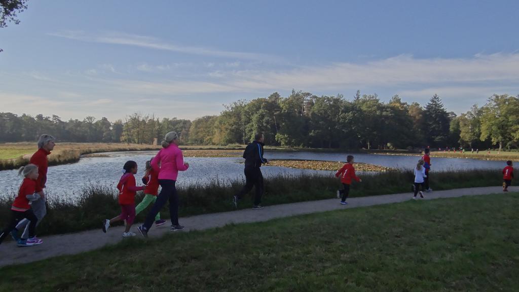 De Slaapfabriek Vakantiehuis En Trainingslocatie Teuge Екстер'єр фото