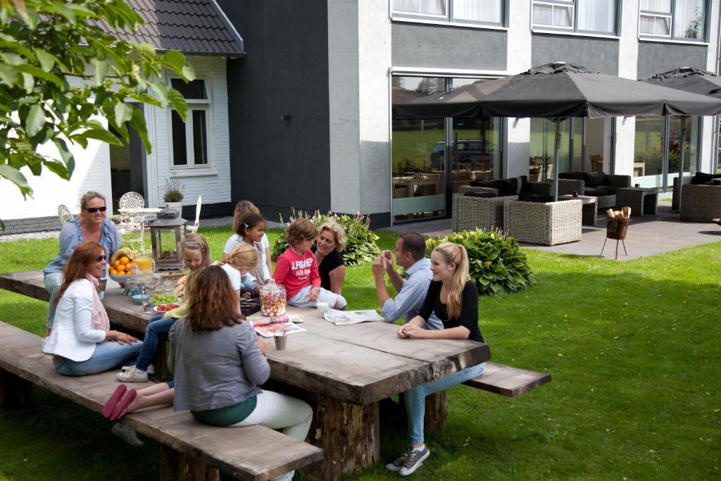 De Slaapfabriek Vakantiehuis En Trainingslocatie Teuge Екстер'єр фото